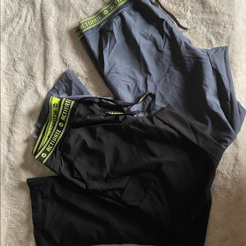 Women’s Large (tall) scrub pants (2)